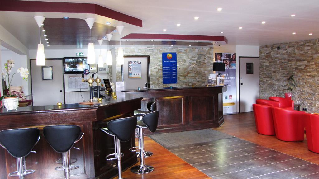 Comfort Hotel Poissy Technoparc Екстер'єр фото