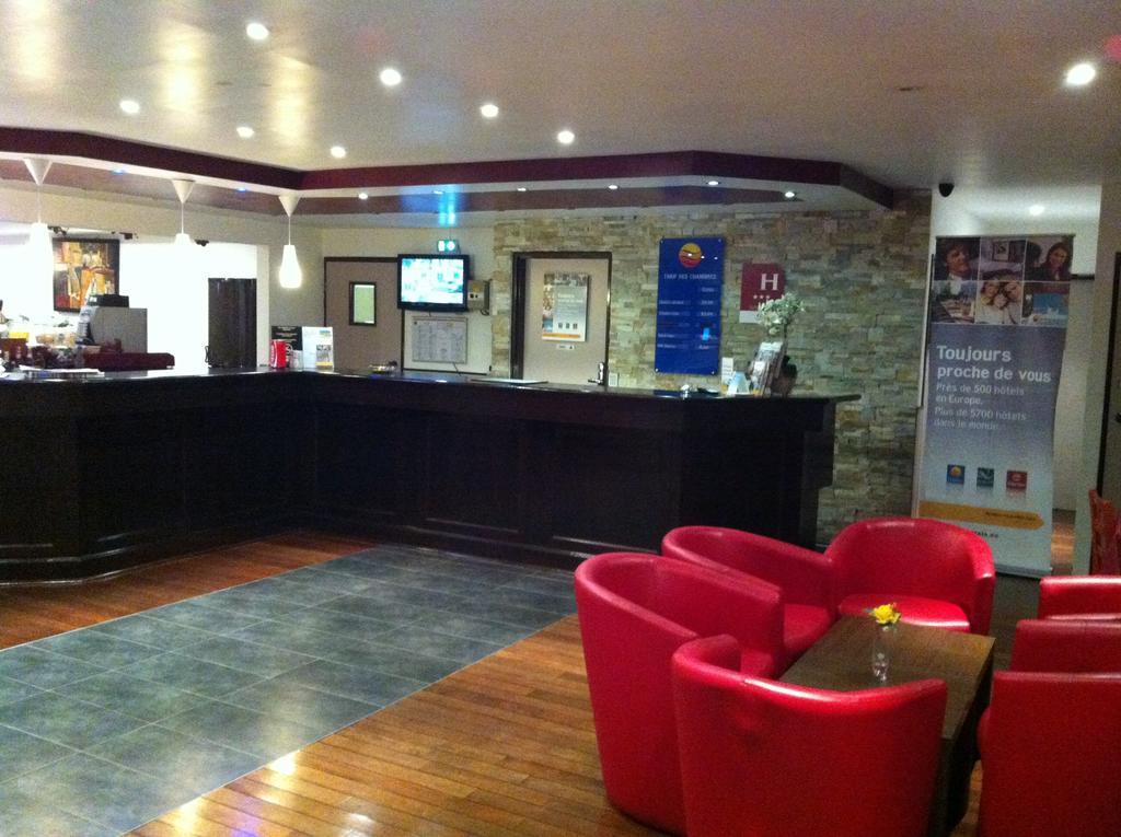 Comfort Hotel Poissy Technoparc Екстер'єр фото